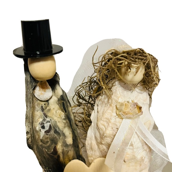 Handmade Beach Wedding Cake Topper Seashells Spanish Moss Southern Decoration - Picture 5 of 10